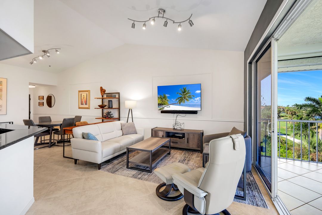 4130 Bayhead Dr #303, Bonita Springs, FL 34134