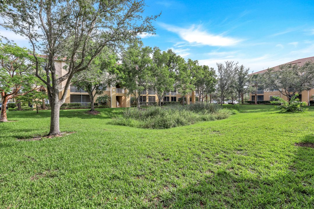 9035 Colby Dr #2315, Fort Myers, FL 33919