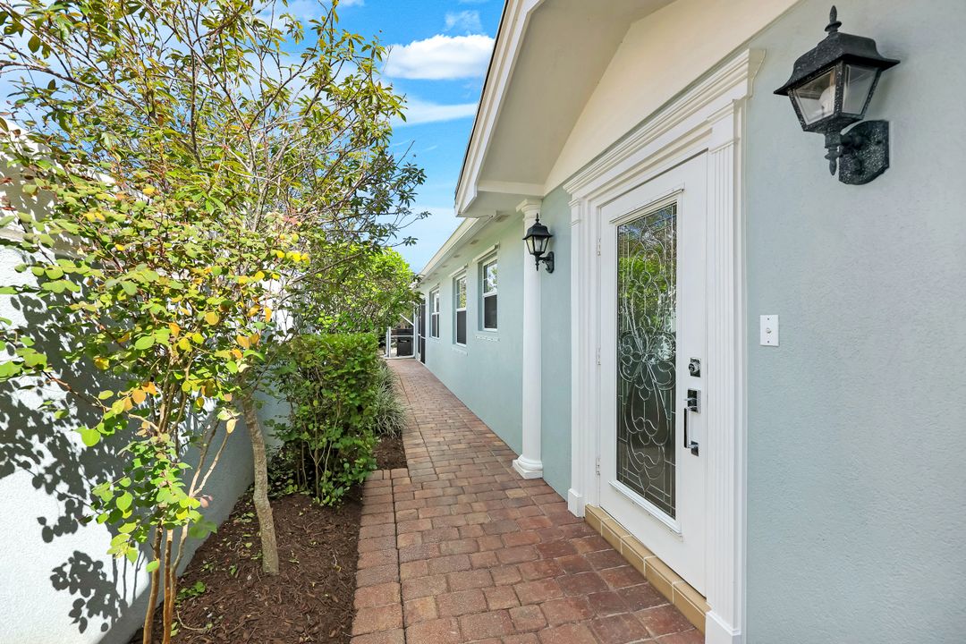 28971 Vermillion Ln, Bonita Springs, FL 34135