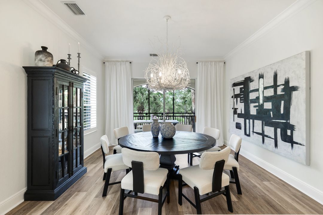 9097 Cherry Oaks Tr #201, Naples, FL 34114