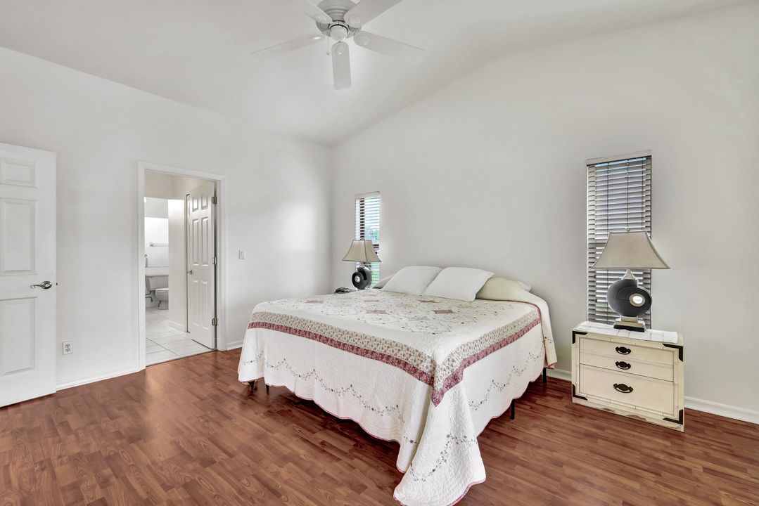 1705 SE 7th St, Cape Coral, FL 33990