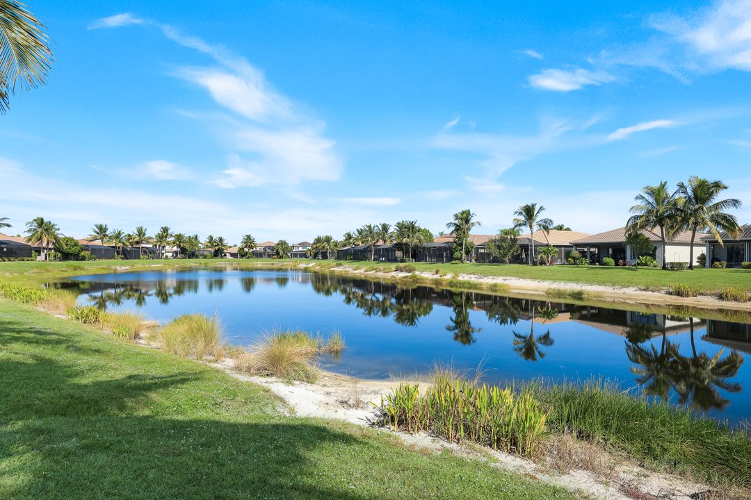 4019 Aspen Chase Dr, Naples, FL 34119