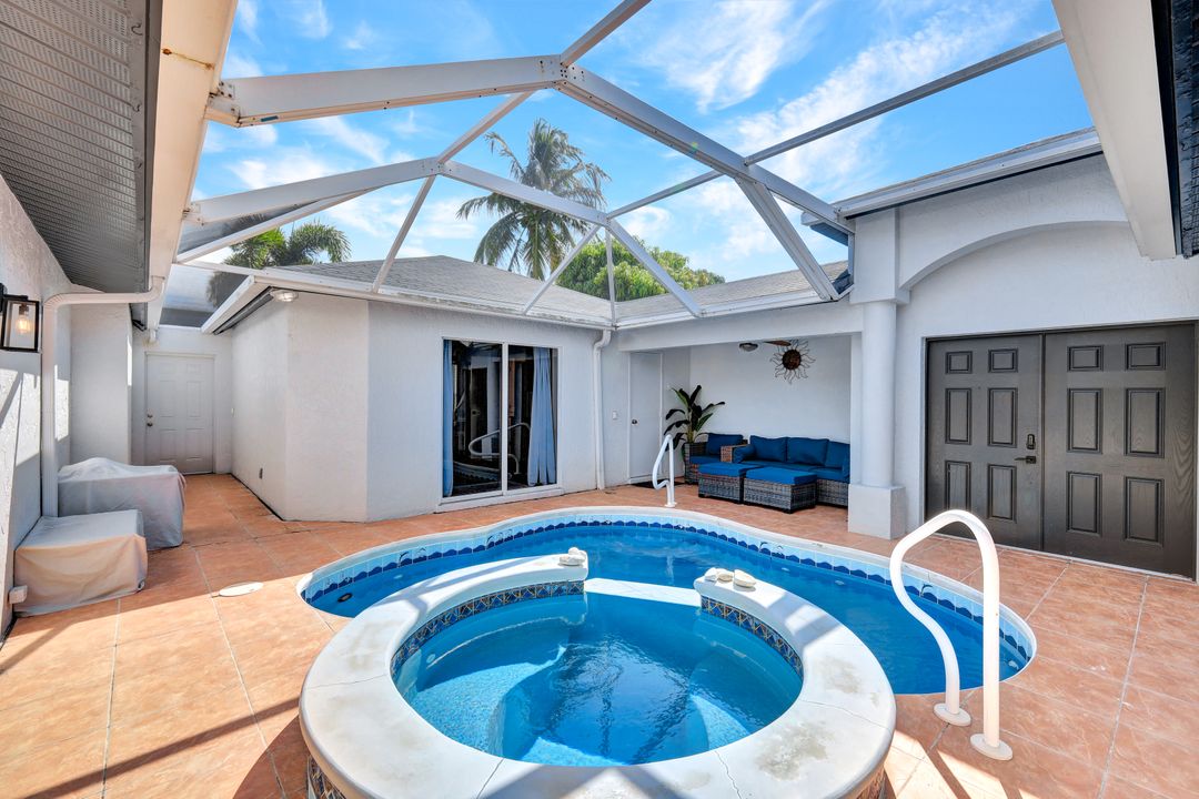 2033 SE 27th Terrace, Cape Coral, FL 33904