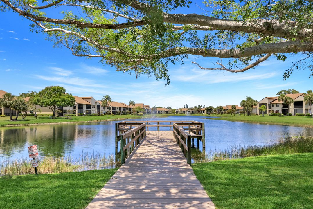 8336 Charter Club Cir #10, Fort Myers, FL 33919