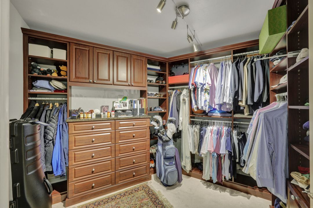 4501 Gulf Shore Blvd N #603, Naples, FL 34103