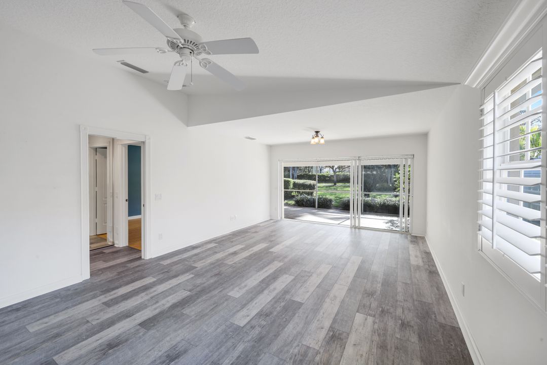 3239 Barbados Ln, Naples, FL 34119