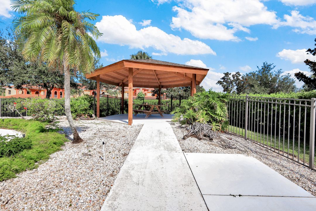 13647 McGregor Village Dr #9, Fort Myers, FL 33919