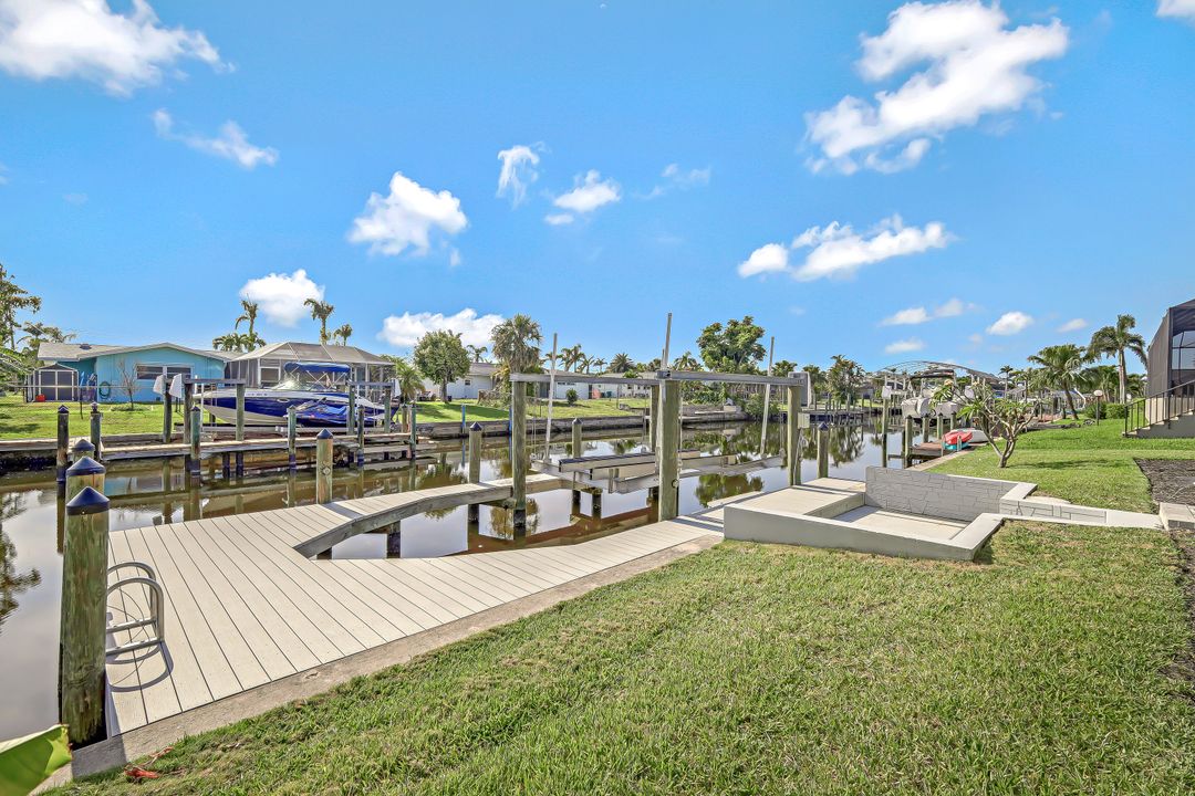 5333 Cortez Ct, Cape Coral, FL 33904