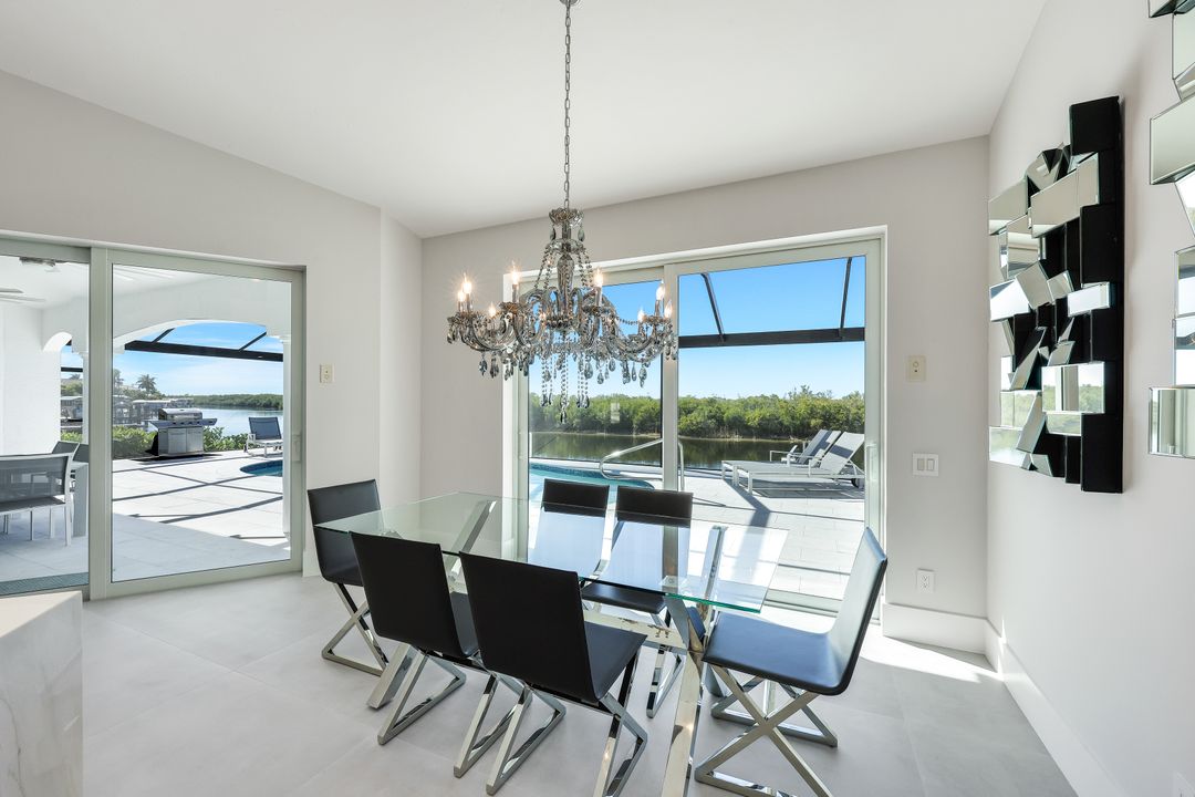 3624 Surfside Blvd, Cape Coral, FL 33914