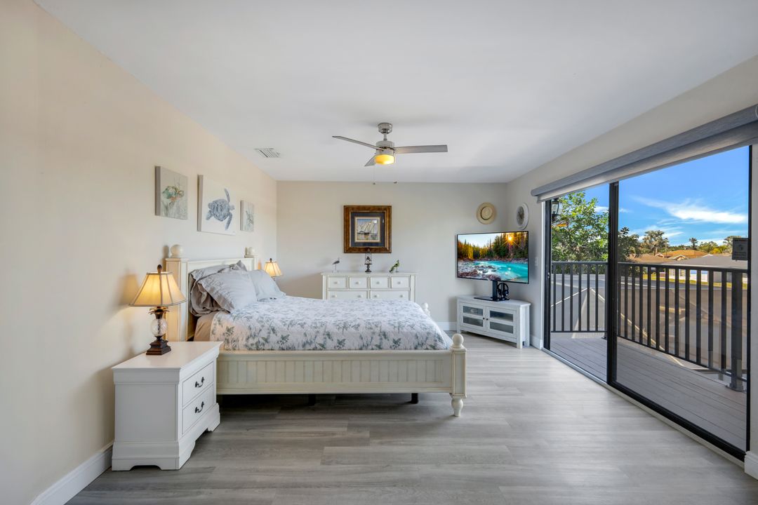 2215 SE 15th St, Cape Coral, FL 33990