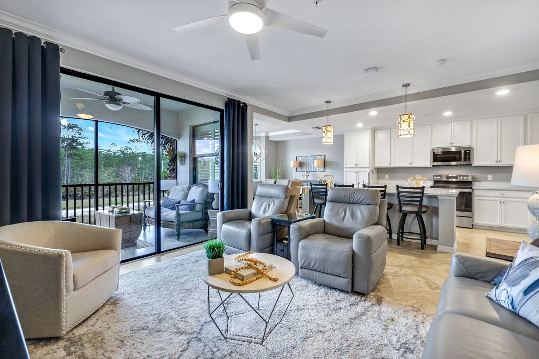 9590 Trevi Ct #5323, Naples, FL 34113