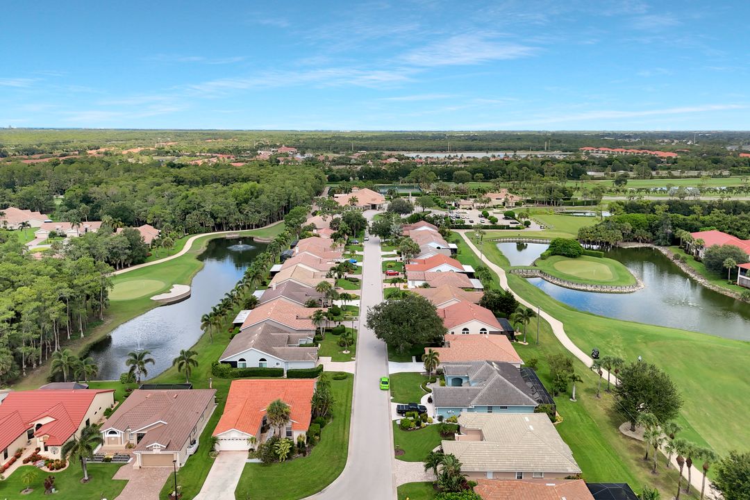 12626 Hunters Ridge Dr, Bonita Springs, FL 34135