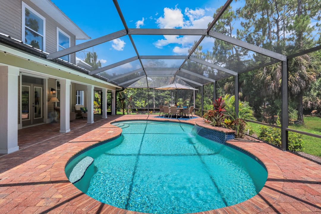 2661 Golden Gate Blvd W, Naples, FL 34120