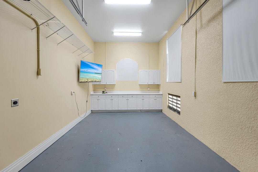 309 Rookery Ct, Marco Island, FL 34145