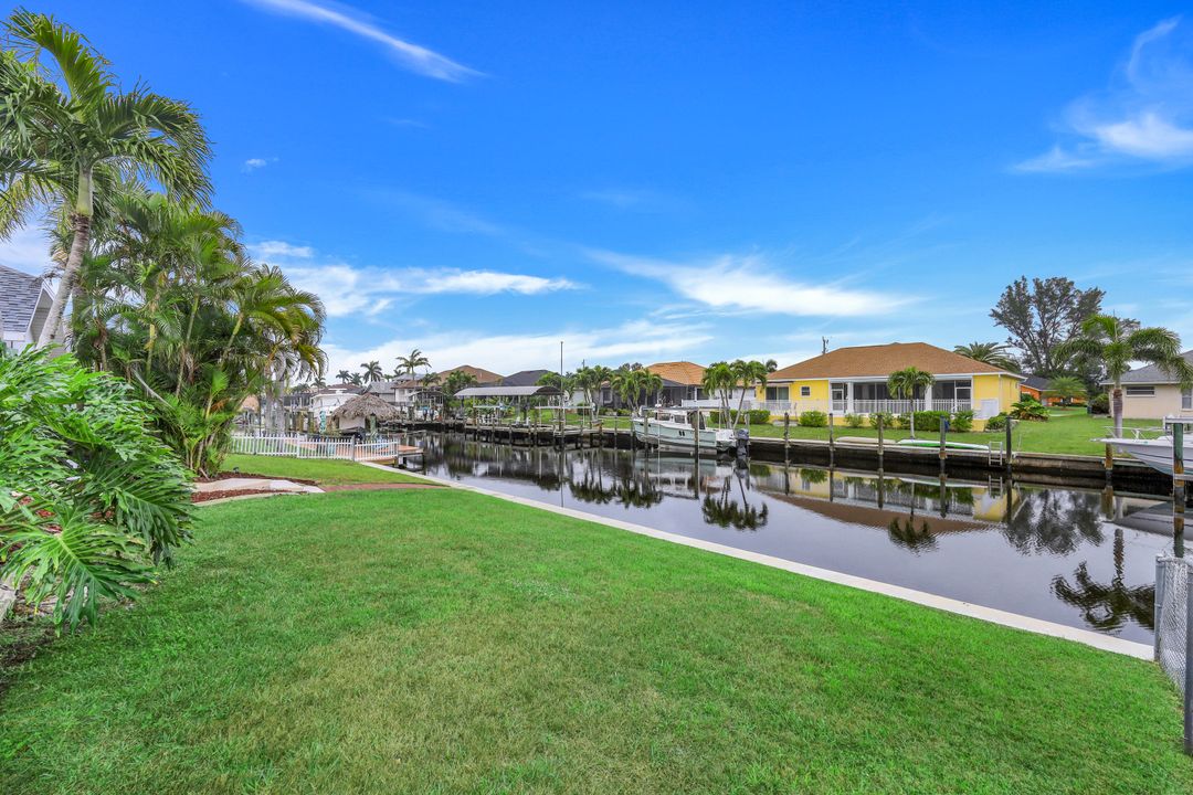 1423 SW 49th St, Cape Coral, FL 33914