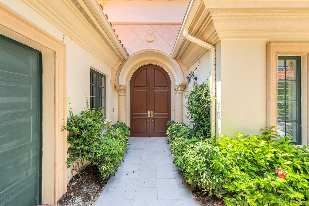 2626 Trillium Way, Naples, FL 34105
