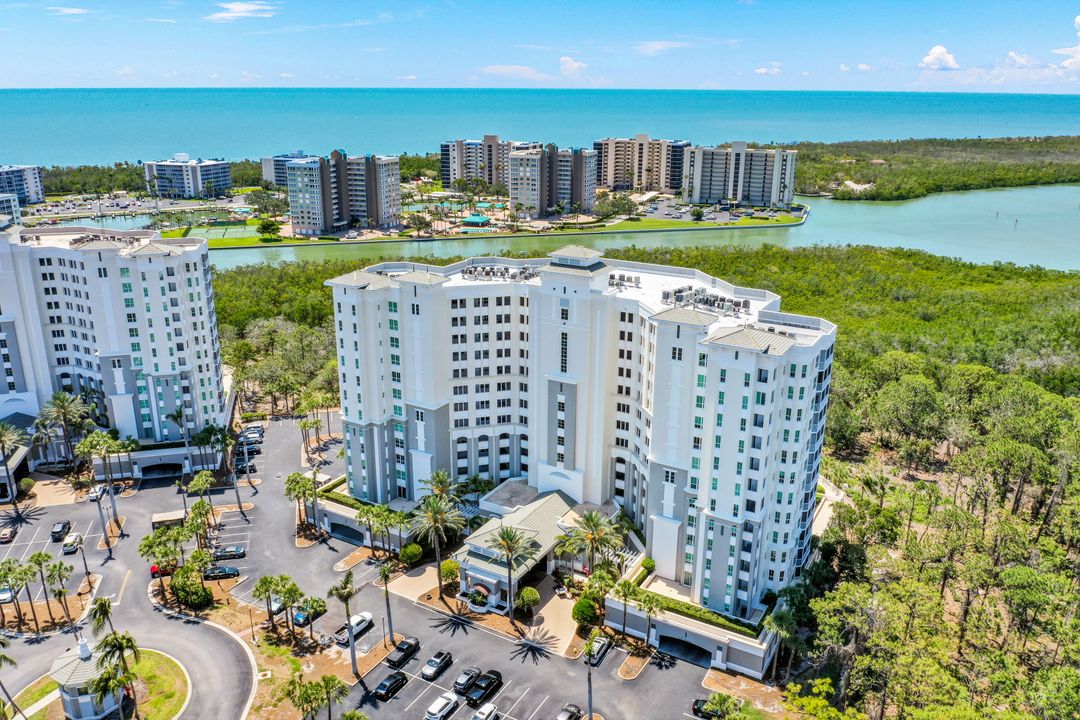 315 Dunes Blvd #1105, Naples, FL 34110