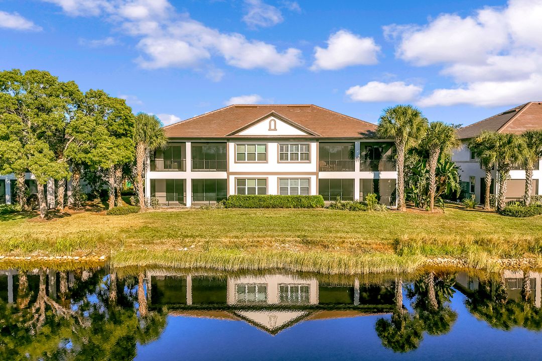 9537 Ironstone Terrace #201, Naples, FL 34120