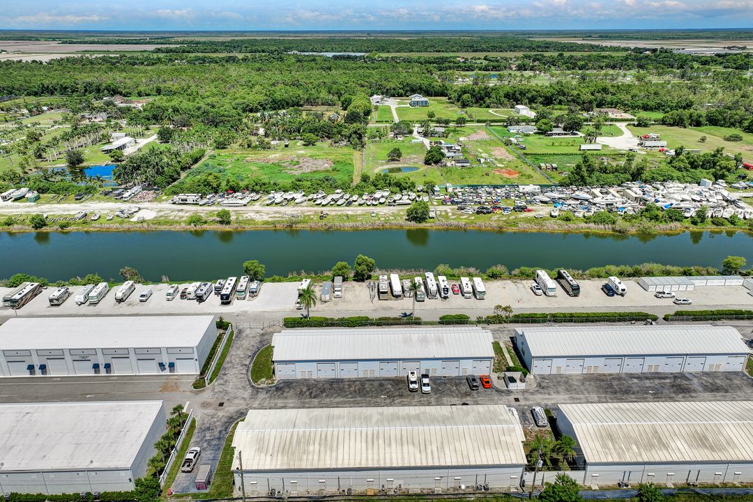 195 Basik Dr #403, Naples, FL 34114