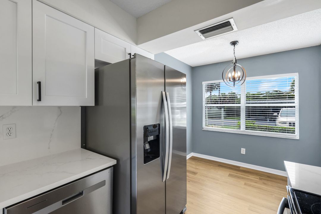 121 Wading Bird Cir #B-103, Naples, FL 34110
