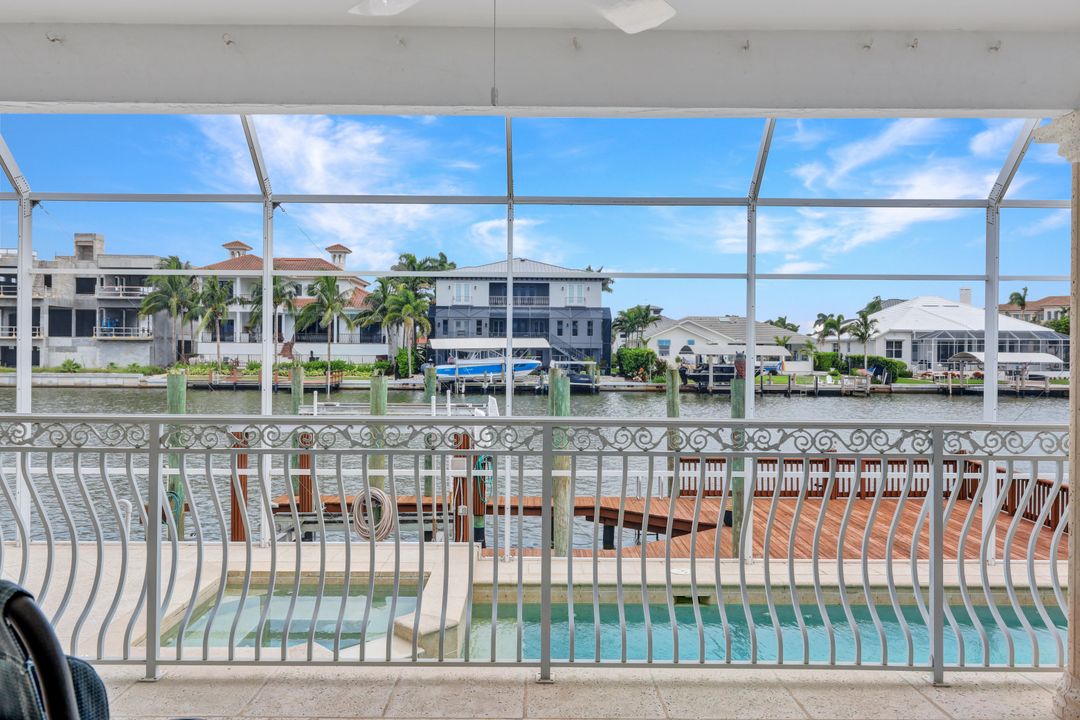 396 Conners Ave, Naples, FL 34108