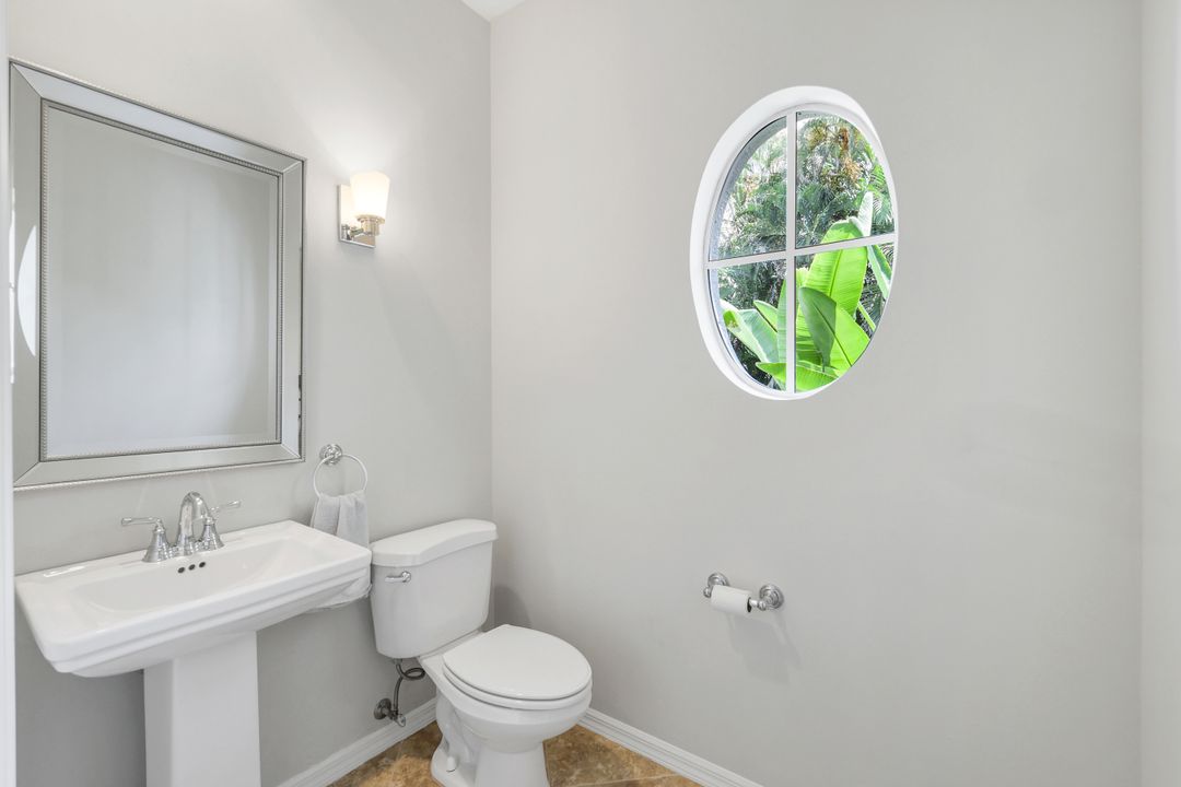 1932 Springberry Cir, Naples, FL 34109