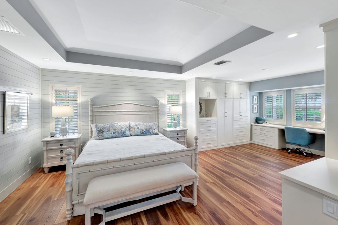 1874 Farm Trail, Sanibel, FL 33957