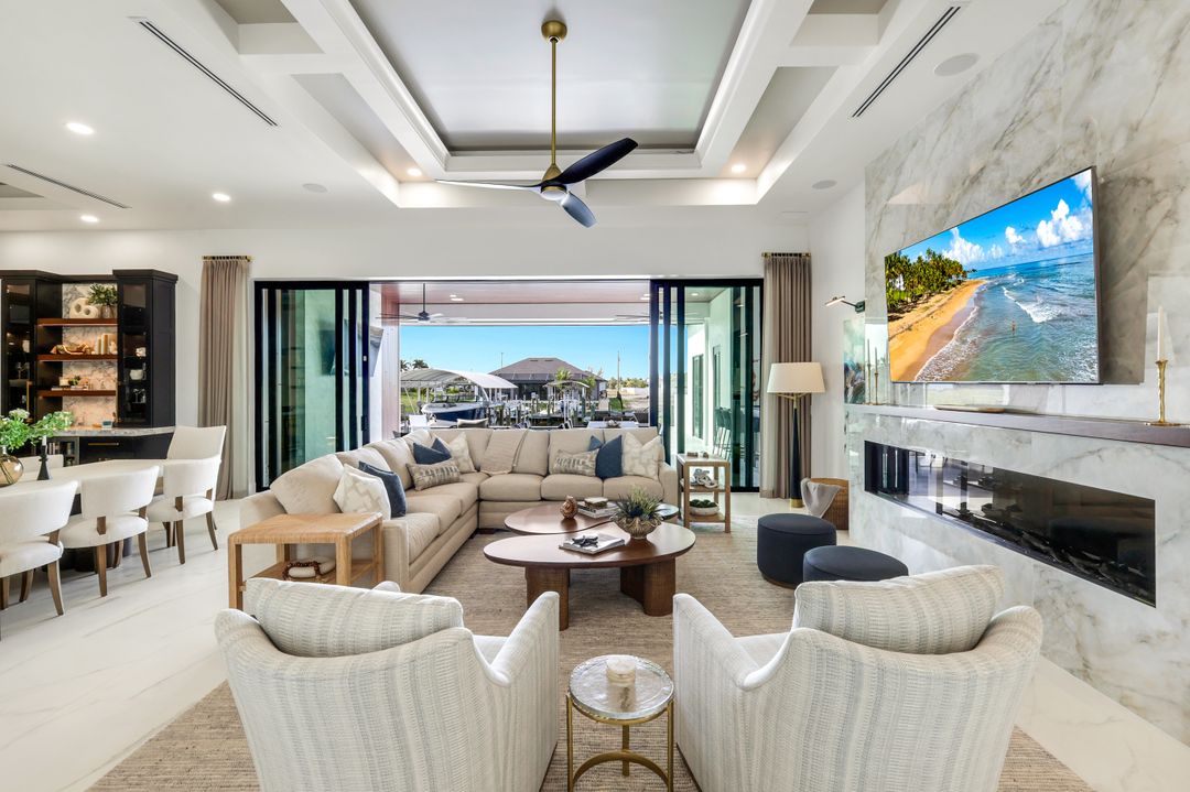 3806 NW 4th St, Cape Coral, FL 33993