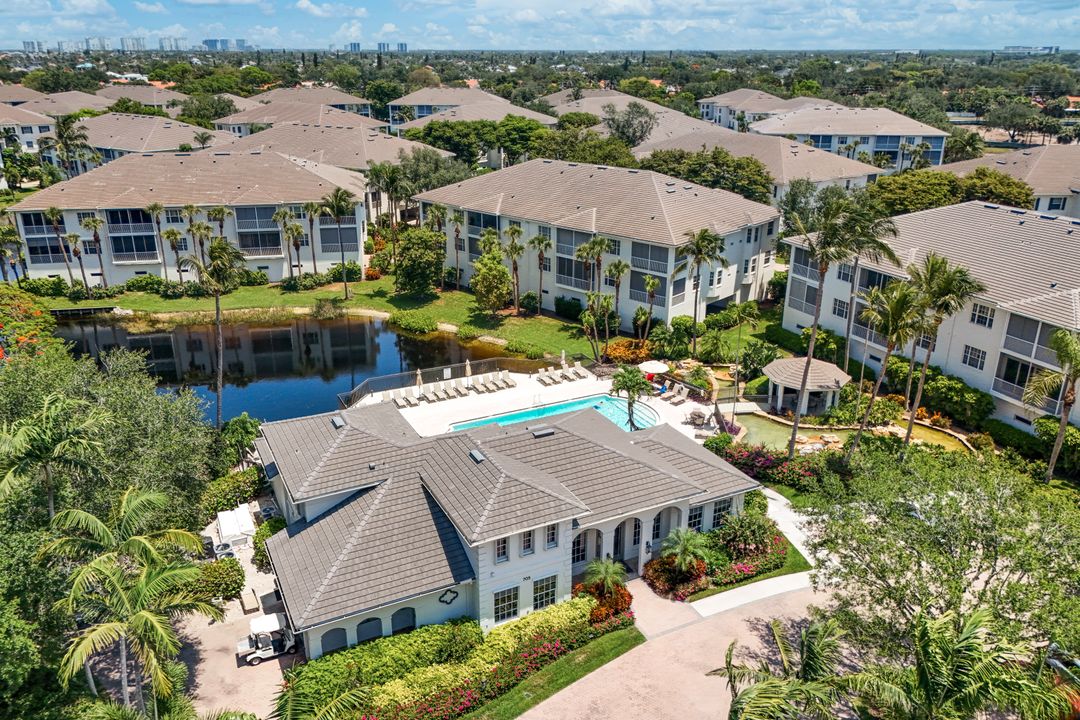 795 Bentwater Cir #202, Naples, FL 34108