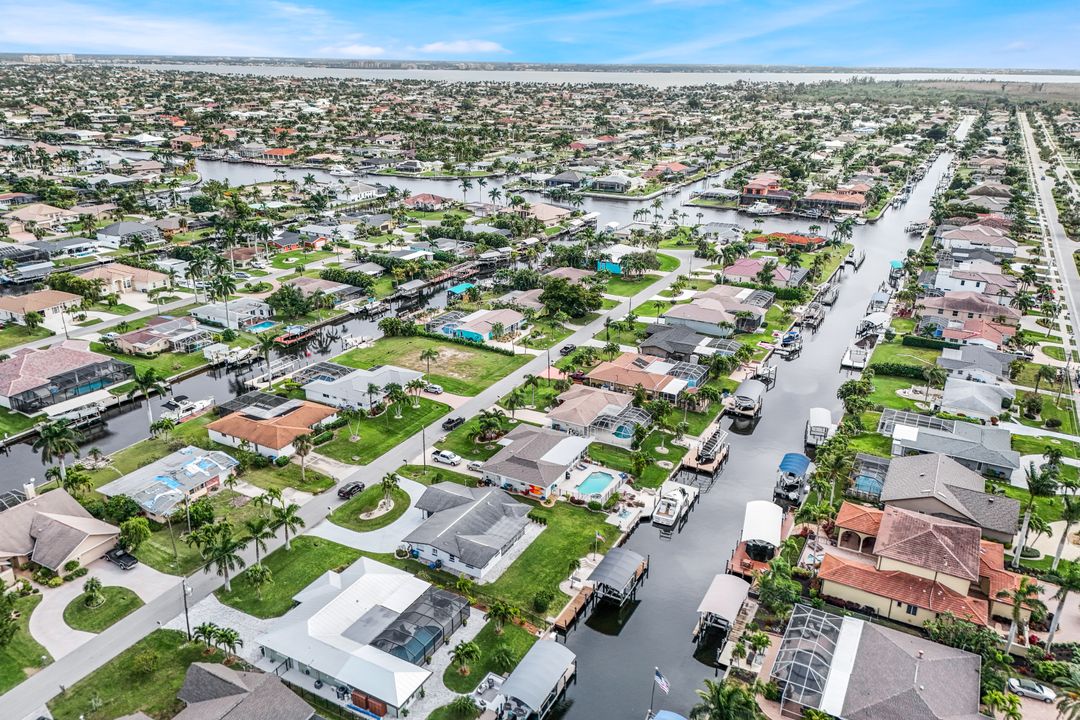 4824 SW 3rd Ave, Cape Coral, FL 33914