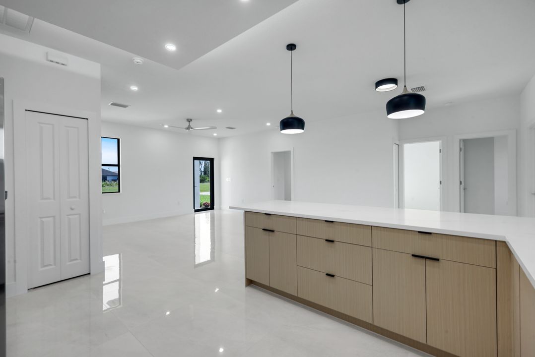 2754 NW 6th St, Cape Coral, FL 33993