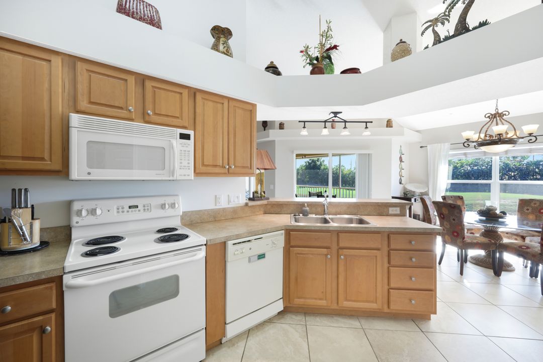 9640 Rosewood Pointe Terrace #205, Bonita Springs, FL 34135