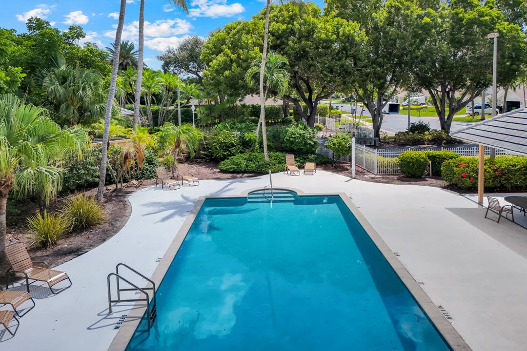 9973 Boca Ave N, Naples, FL 34109