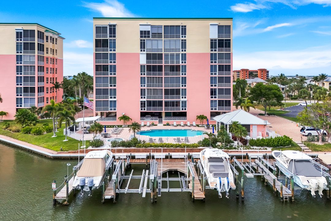 170 Lenell Rd #701, Fort Myers Beach, FL 33931