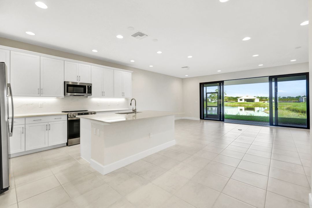 14008 Aldersgate Ave, Fort Myers, FL 33905