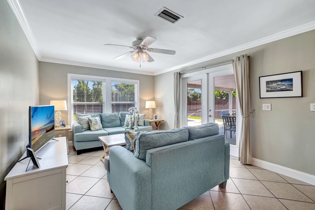 2840 14th St N, Naples, FL 34103