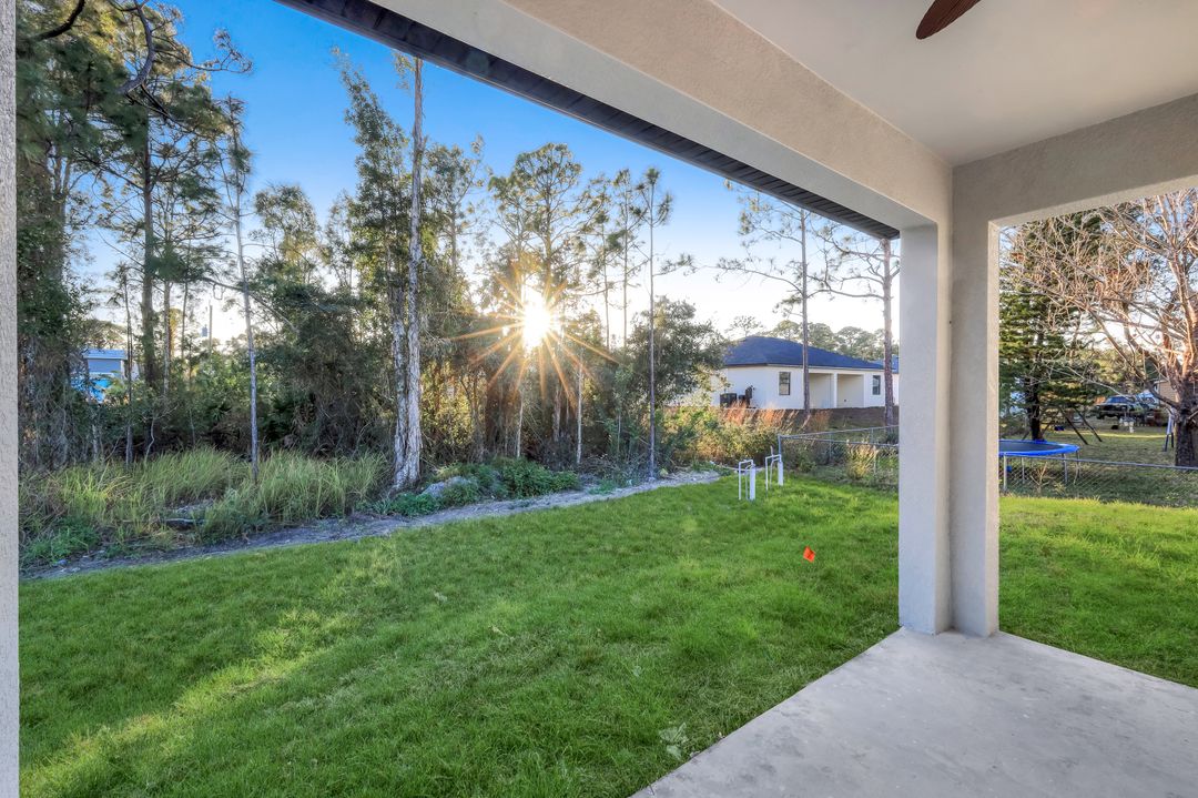 4805-4807 29th St SW, Lehigh Acres, FL 33973