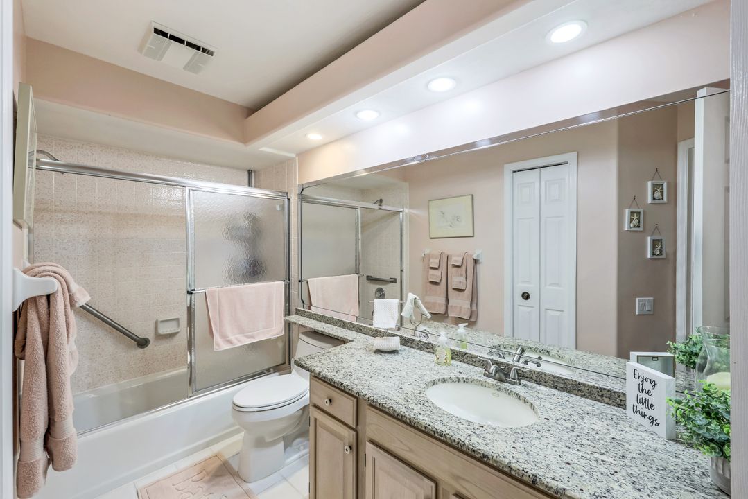 13310 Southampton Dr, Bonita Springs, FL 34135