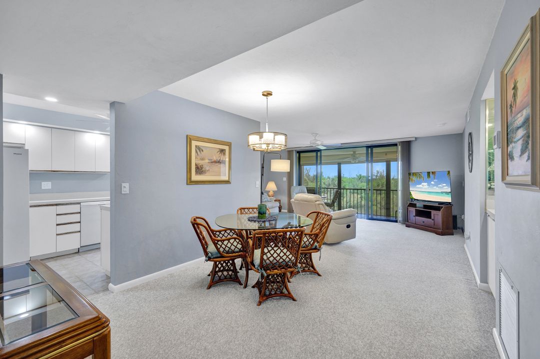 7129 Lakeridge View Court #302, Fort Myers, FL 33907