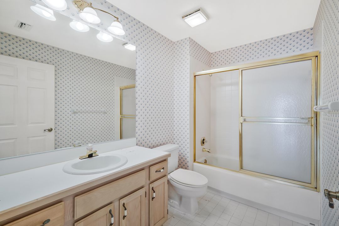 6533 Ilex Cir, Naples, FL 34109
