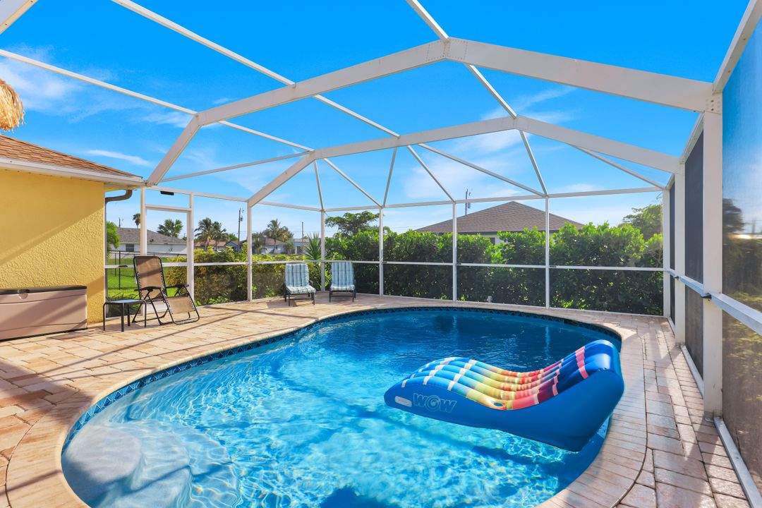 401 NW 18th Ave, Cape Coral, FL 33993