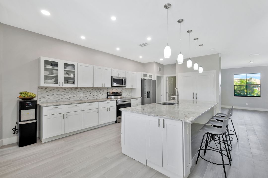 1918 SW 30th St, Cape Coral, FL 33914