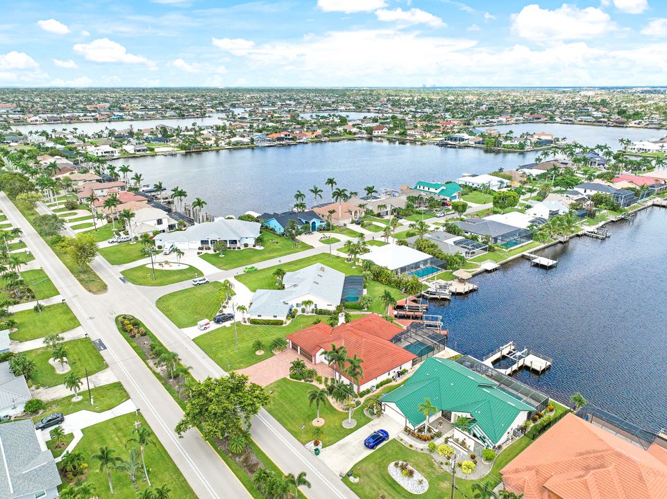 5327 Skyline Blvd, Cape Coral, FL 33914