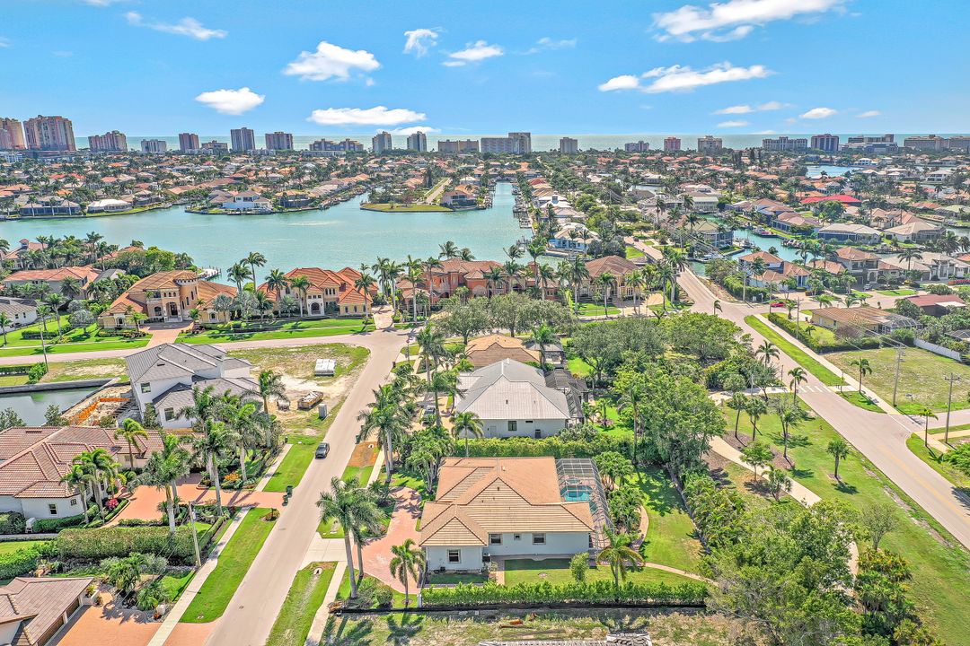 1416 Collingswood Ave, Marco Island, FL 34145