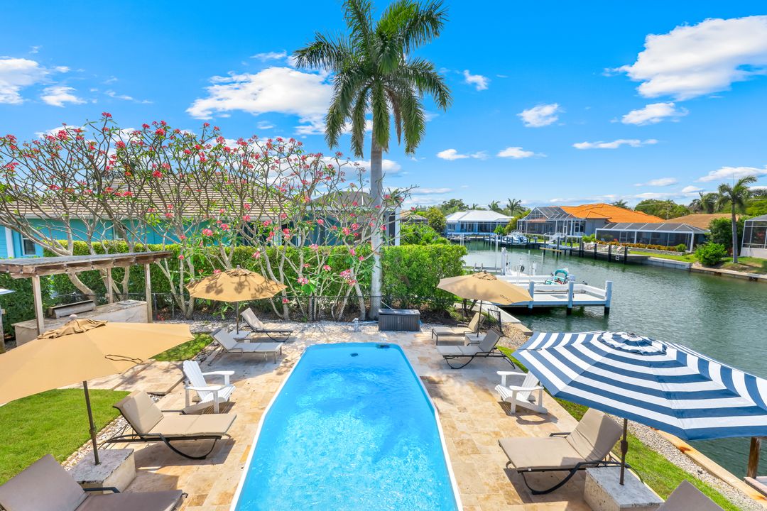 544 Seagrape Dr, Marco Island, FL 34145