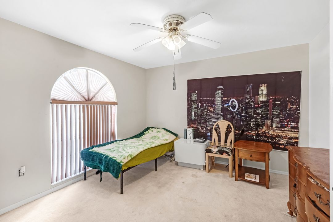 1208 SW 34th St, Cape Coral, FL 33914