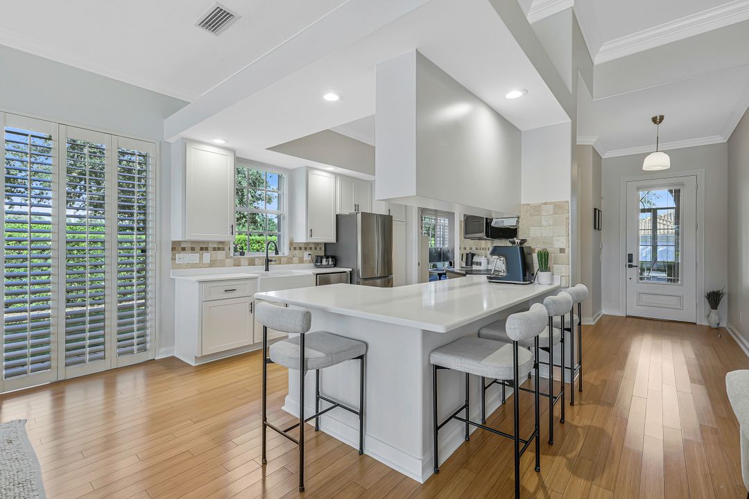 3701 Whidbey Way, Naples, FL 34119