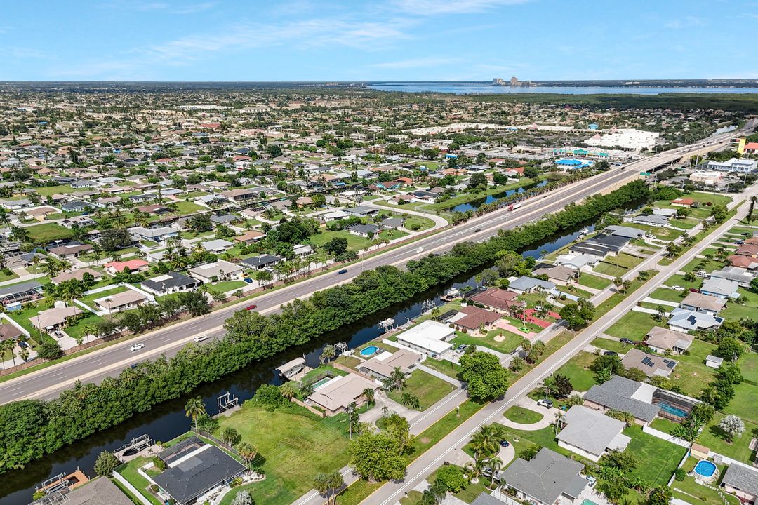 1317 Everest Pkwy, Cape Coral, FL 33904