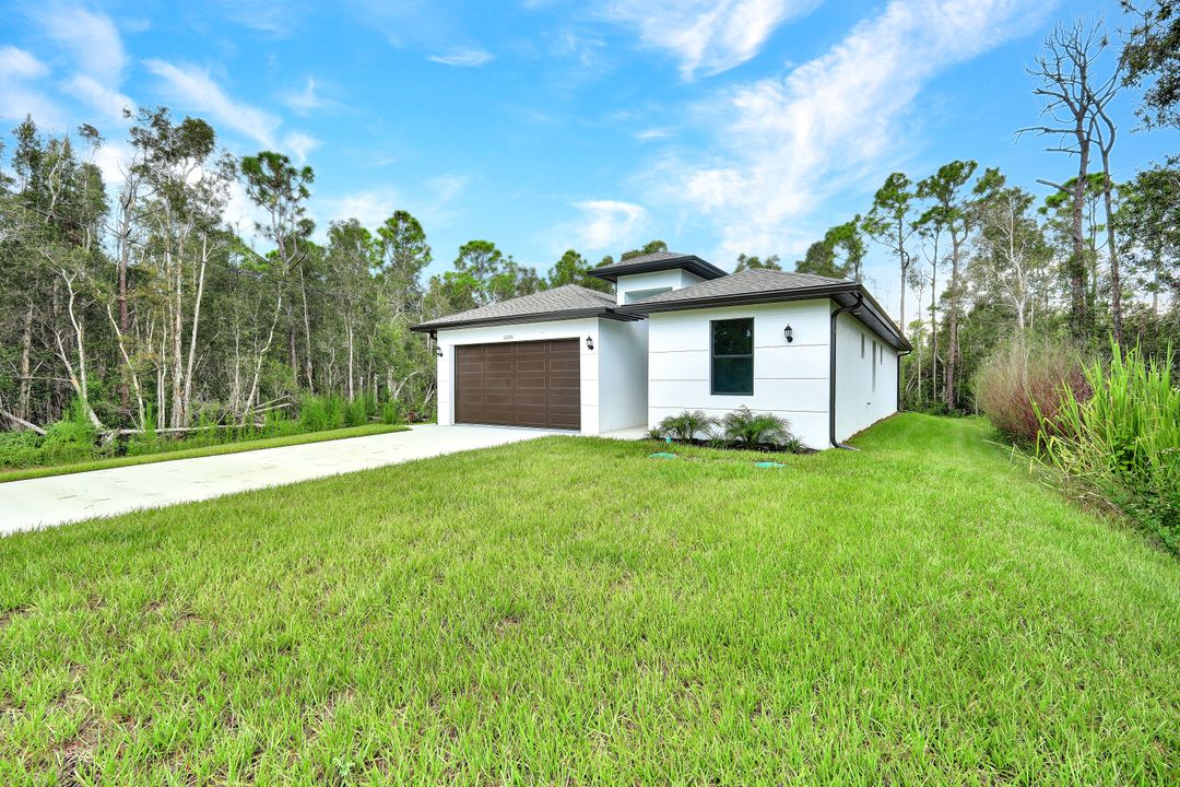12355 Estrella Blvd, Punta Gorda, FL 33955