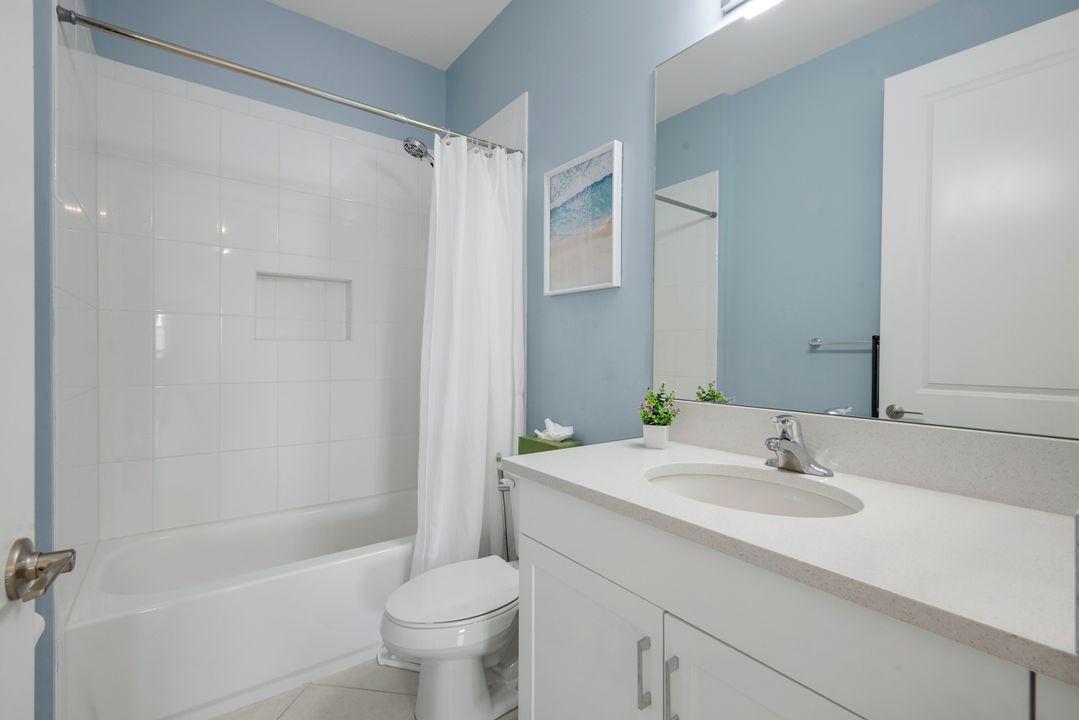 4500 Aurora St, Naples, FL 34119